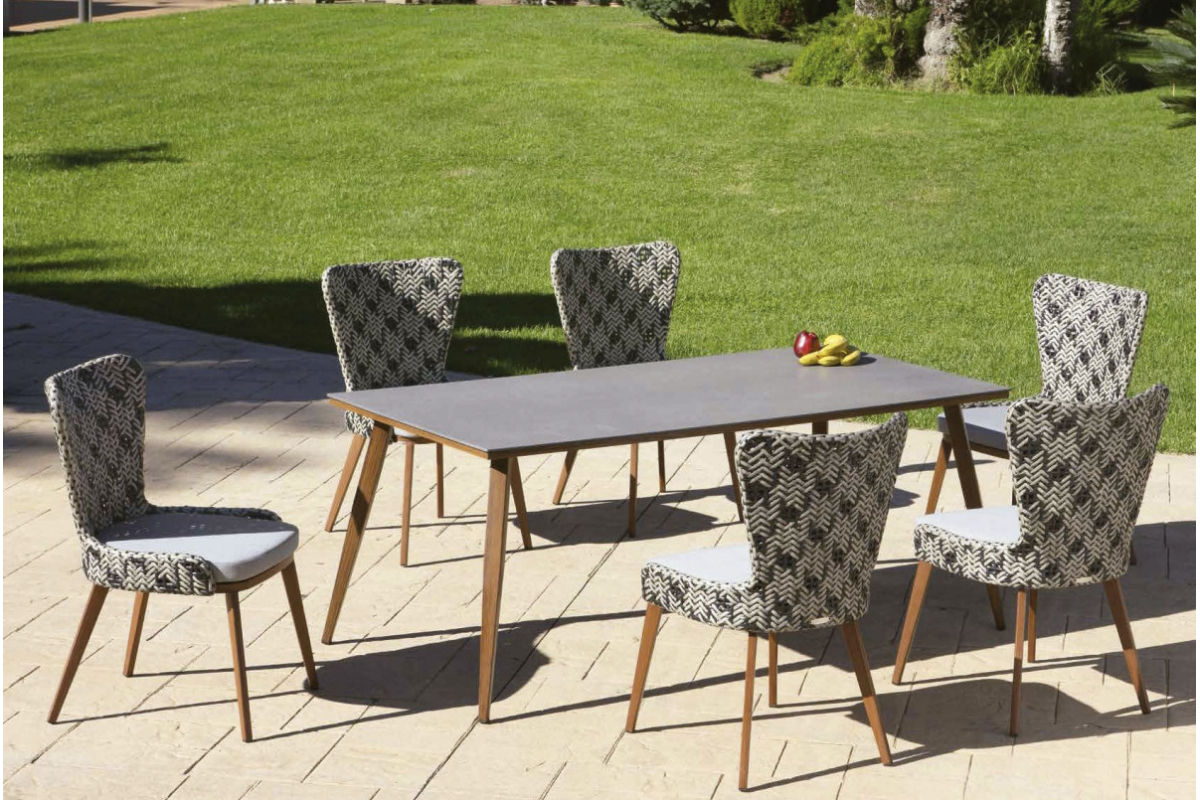 Conjunto de mesa modelo Florencia 247 y 6 sillas modelo Florencia 246 de terraza o jardín de Arkimueble