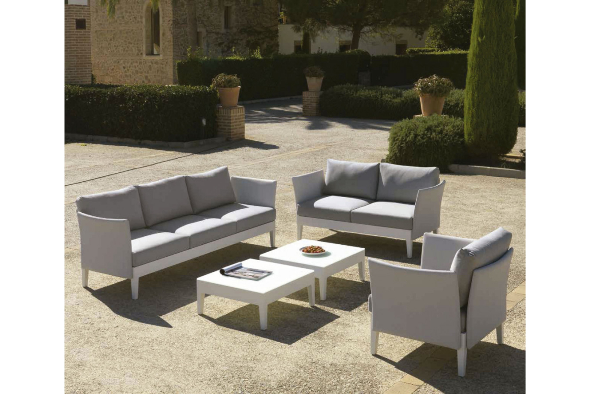 Sofá de dos plazas de jardín modelo Capri 182 de la firma Arkimueble
