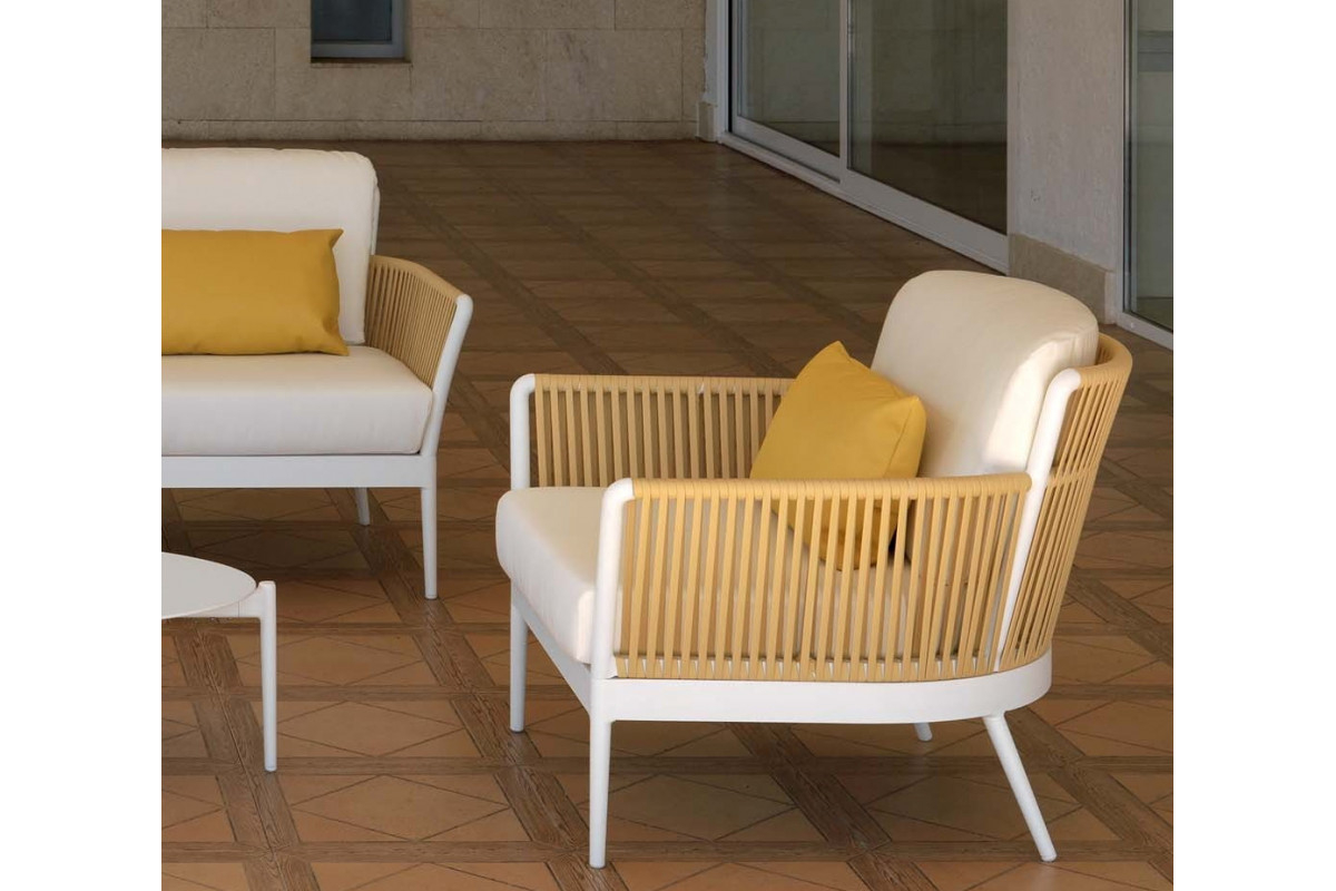 Sillón de jardín para exterior modelo Arena 231 de la firma Arkimueble