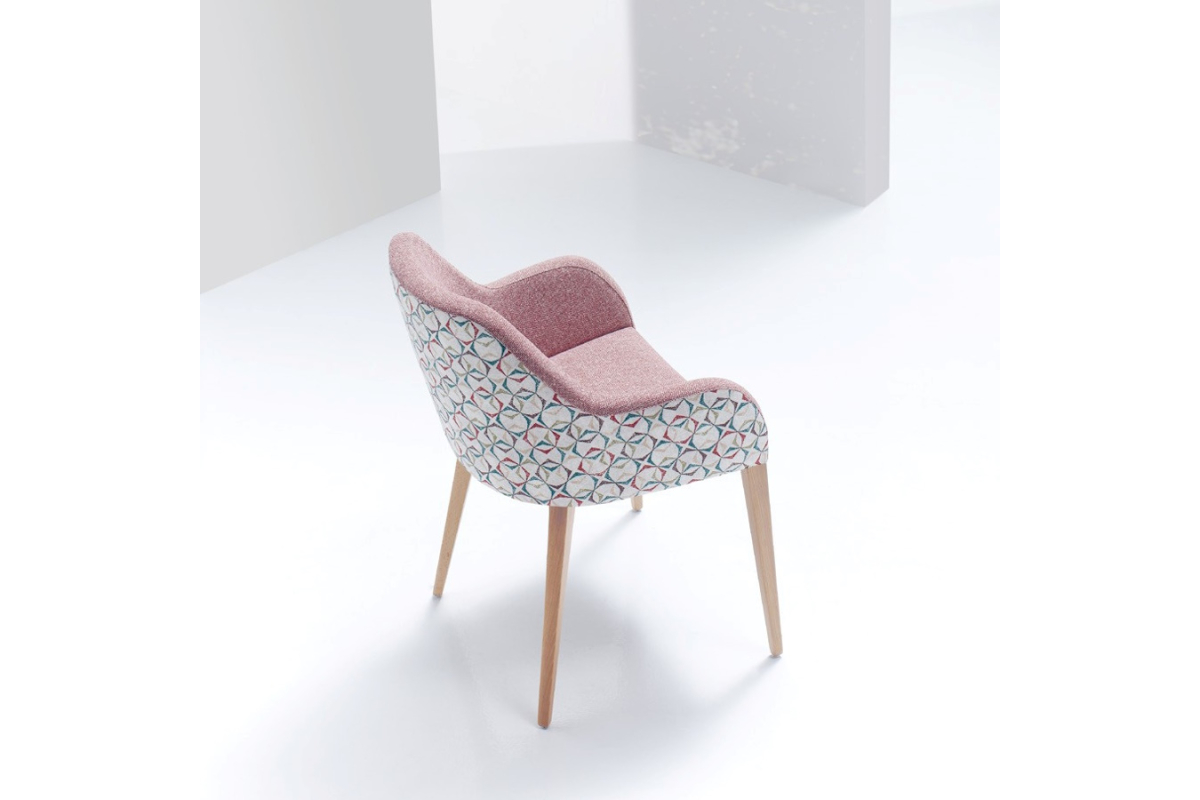 Sillón comedor con diseño moderno modelo Miró de Modesto Navarro