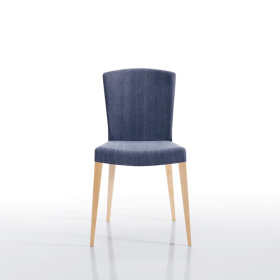 Silla de comedor con diseñoo moderno modelo Otis de Modesto Navarro