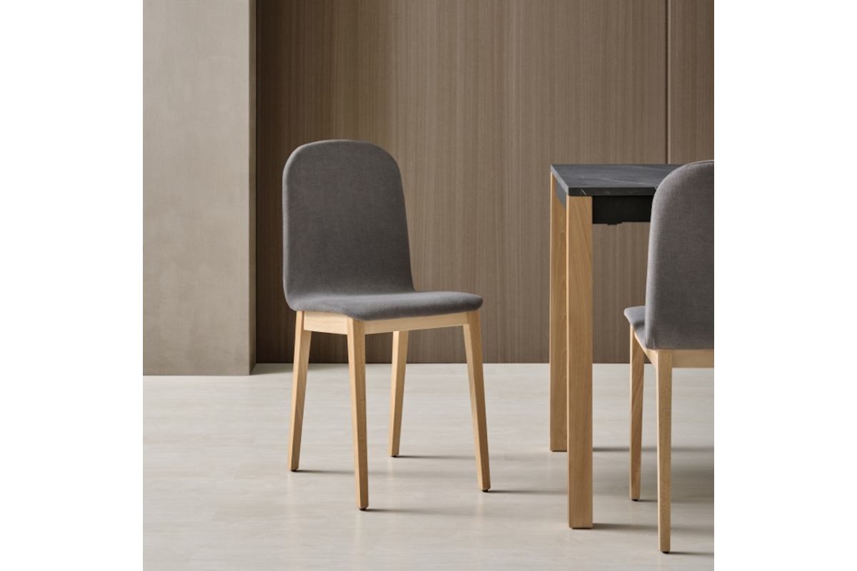 Silla de cocina tapizada con diseño moderno modelo Rania de Velasco